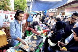 Bali de Türk Kebabı Lezzetiyle Fırtına Gibi Esiyor: Mehmet’in Köfte Hikâyesi